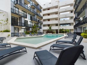 Spacious and centrally located flats a few streets from the beach By Yeah